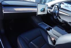 2022 Tesla Model 3 Rear-Wheel Drive
