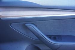 2022 Tesla Model 3 Rear-Wheel Drive