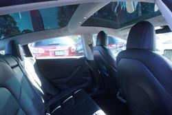 2022 Tesla Model 3 Rear-Wheel Drive