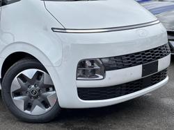 2026 Hyundai STARIA