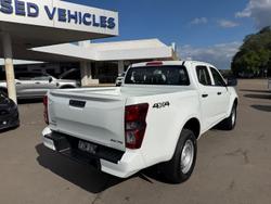 2025 Isuzu D-MAX SX MY24 4X4 Dual Range Mineral White