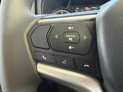 2025 Isuzu D-MAX SX MY24 4X4 Dual Range Mineral White