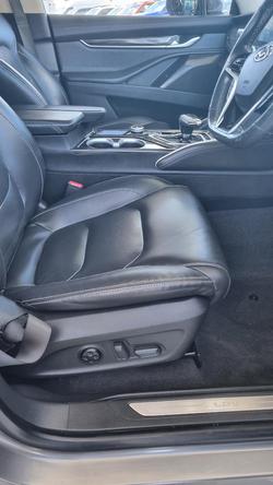 2022 LDV D90 Executive