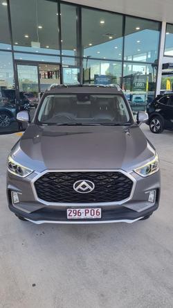 2022 LDV D90 Executive