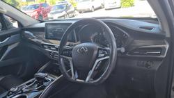 2022 LDV D90 Executive