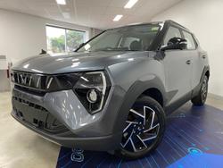 2025 Mahindra XUV3XO AX7L