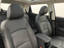 2025 Mahindra XUV3XO AX7L