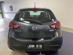 2017 Mazda 2 Maxx