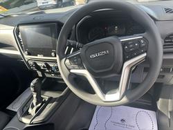 2026 ISUZU D-MAX SX