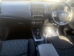 2023 Mitsubishi ASX ES