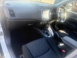 2023 Mitsubishi ASX ES