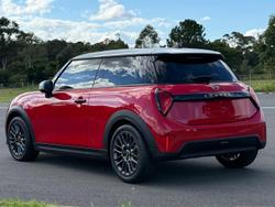 2026 MINI Cooper C Favoured