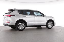 2023 Mitsubishi Outlander ES