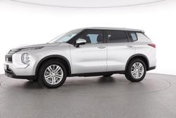 2023 Mitsubishi Outlander ES