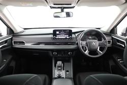 2023 Mitsubishi Outlander ES