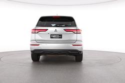 2023 Mitsubishi Outlander ES