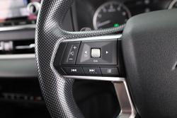 2023 Mitsubishi Outlander ES