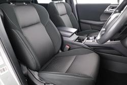 2023 Mitsubishi Outlander ES