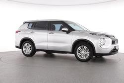 2023 Mitsubishi Outlander ES
