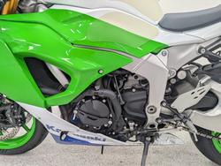 2024 Kawasaki NINJA ZX-6R 40TH ANNIVERSARY Green