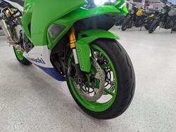 2024 Kawasaki NINJA ZX-6R 40TH ANNIVERSARY Green