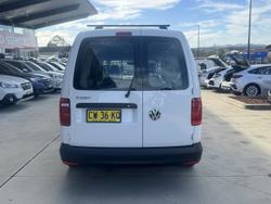 2020 Volkswagen Caddy TSI220