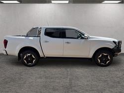 2021 Nissan Navara ST-X