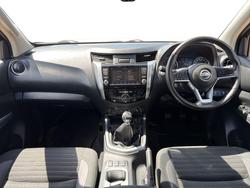 2021 Nissan Navara ST-X