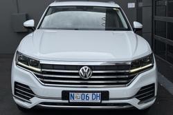 2019 Volkswagen Touareg 190TDI Launch Edition