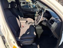 2025 KGM Musso ELX Q261 MY26 4X4 Dual Range Grand White