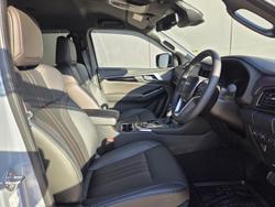 2025 Isuzu MU-X X-TERRAIN