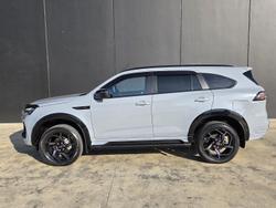 2025 Isuzu MU-X X-TERRAIN