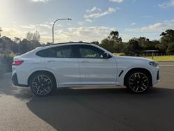 2025 BMW X4 M40i
