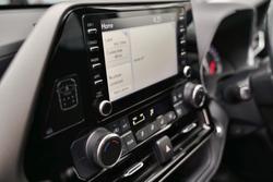 2022 Toyota Kluger GX