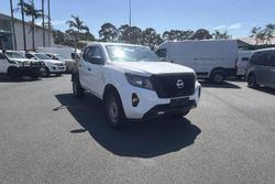 2022 Nissan Navara SL