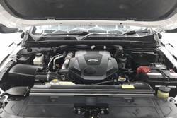 2021 Nissan Navara SL