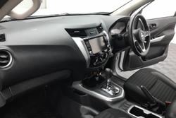 2021 Nissan Navara SL