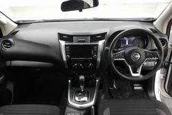 2021 Nissan Navara SL