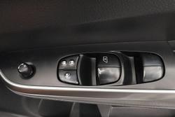 2021 Nissan Navara SL