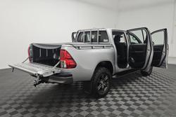 2023 Toyota Hilux SR