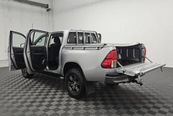 2023 Toyota Hilux SR