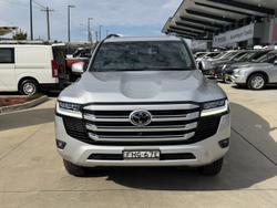 2024 Toyota Landcruiser VX