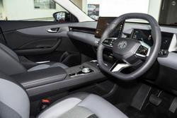 2025 MG MGS5 EV Essence 49