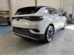 2025 Volkswagen ID.4 Pro
