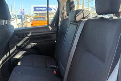 2022 Toyota Hilux SR