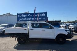 2022 Toyota Hilux SR