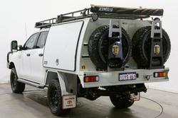 2020 Toyota Hilux SR5