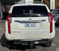 2016 Mitsubishi Pajero Sport GLS