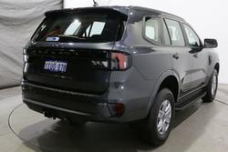 2025 Ford Everest Ambiente