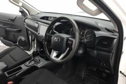 2021 Toyota Hilux SR